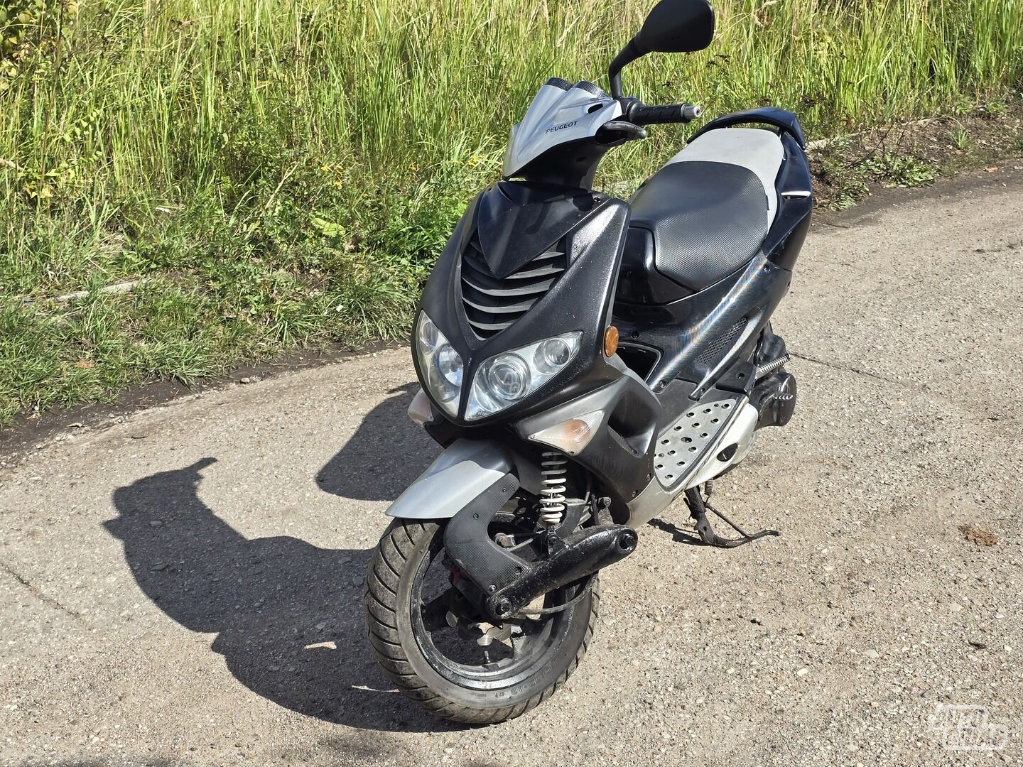 Peugeot Speedfight 2007 y Scooter / moped