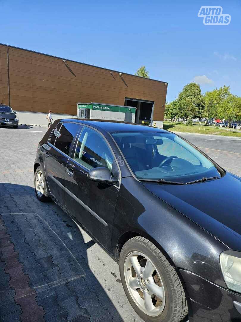 Volkswagen Golf 2004 y Hatchback