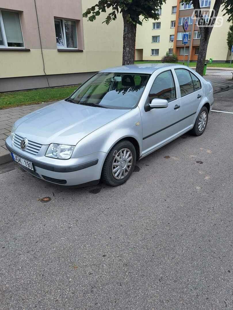 Volkswagen Bora 1999 г Седан