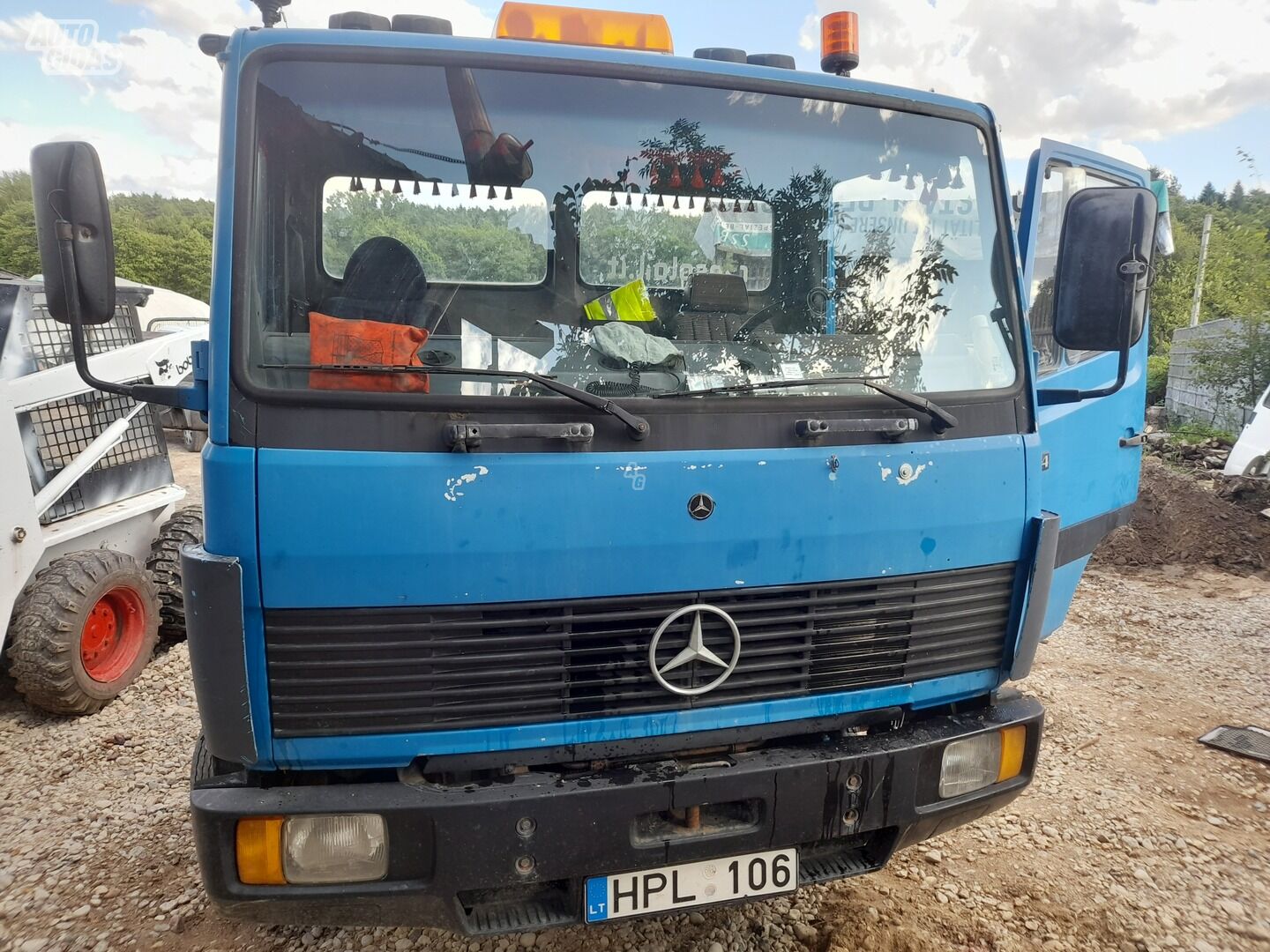 Furgonas, sunkvežimis iki 7,5t. Mercedes-Benz 1993 m dalys