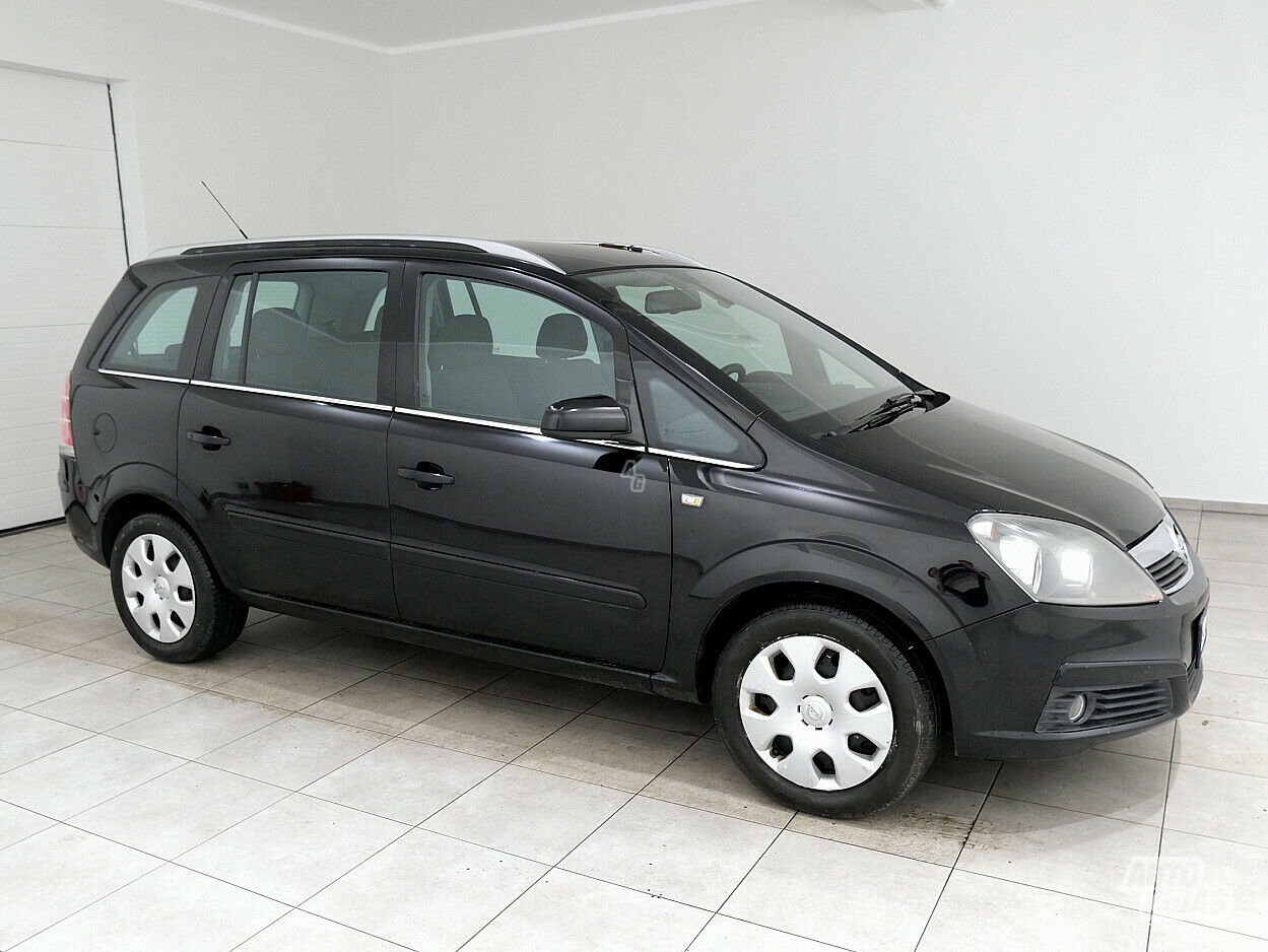 Opel Zafira 2007 г Минивэн