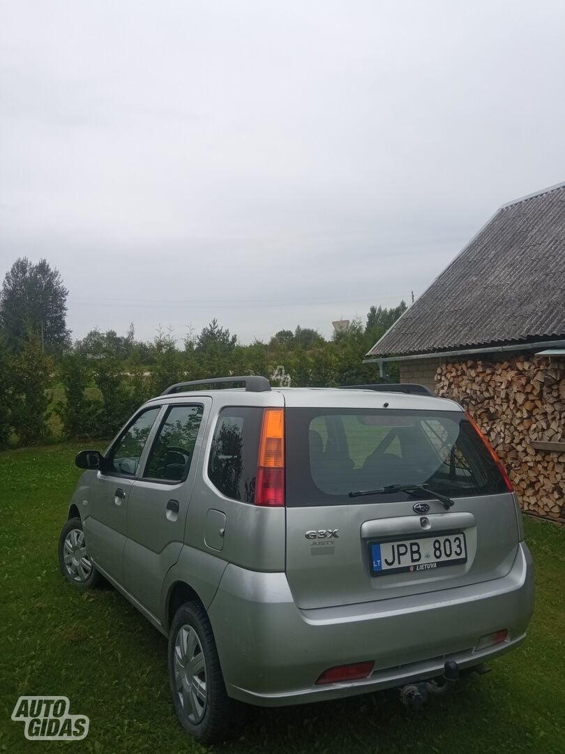 Subaru Justy 2005 y Off-road / Crossover