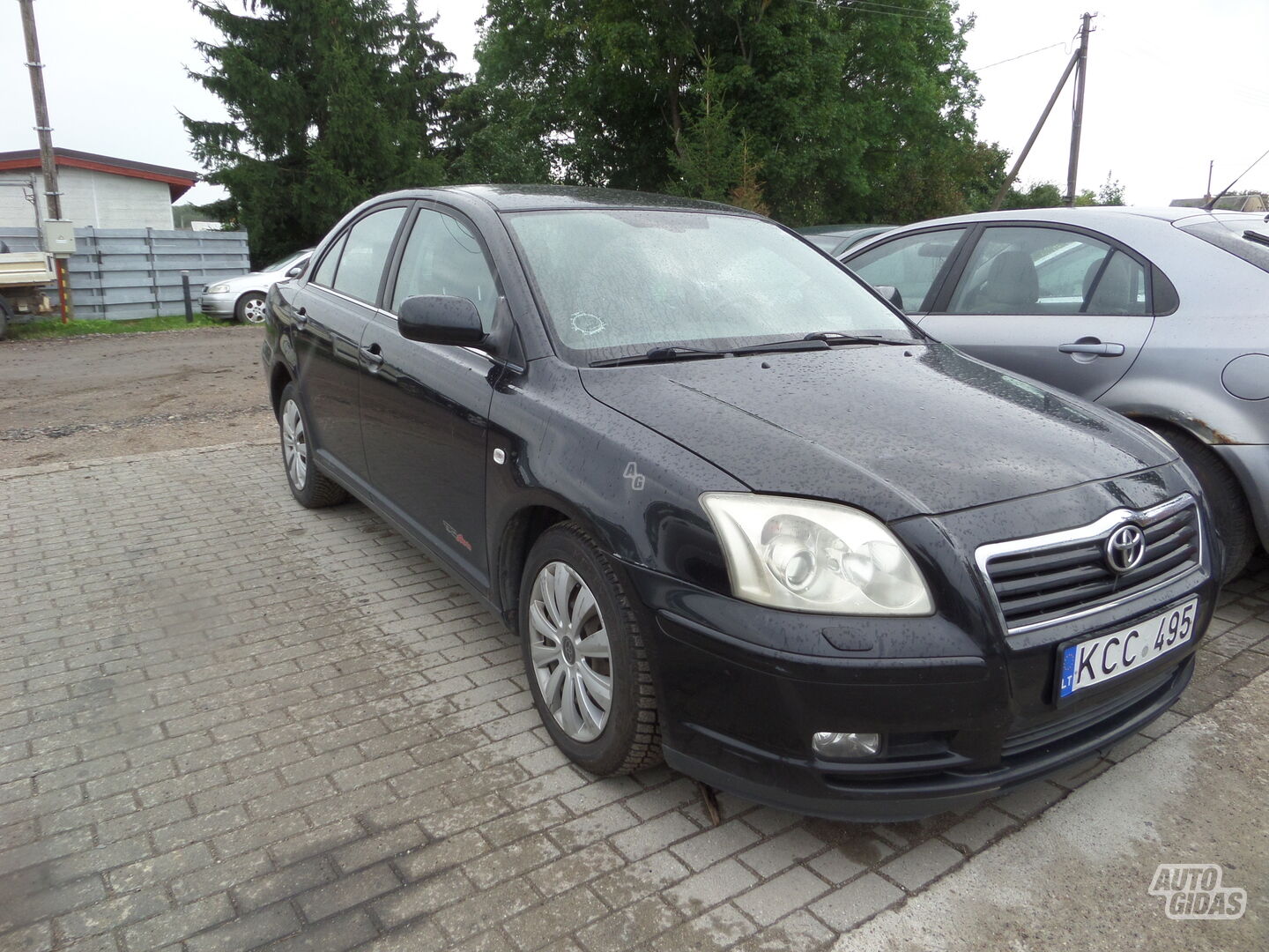 Toyota Avensis 2005 m dalys