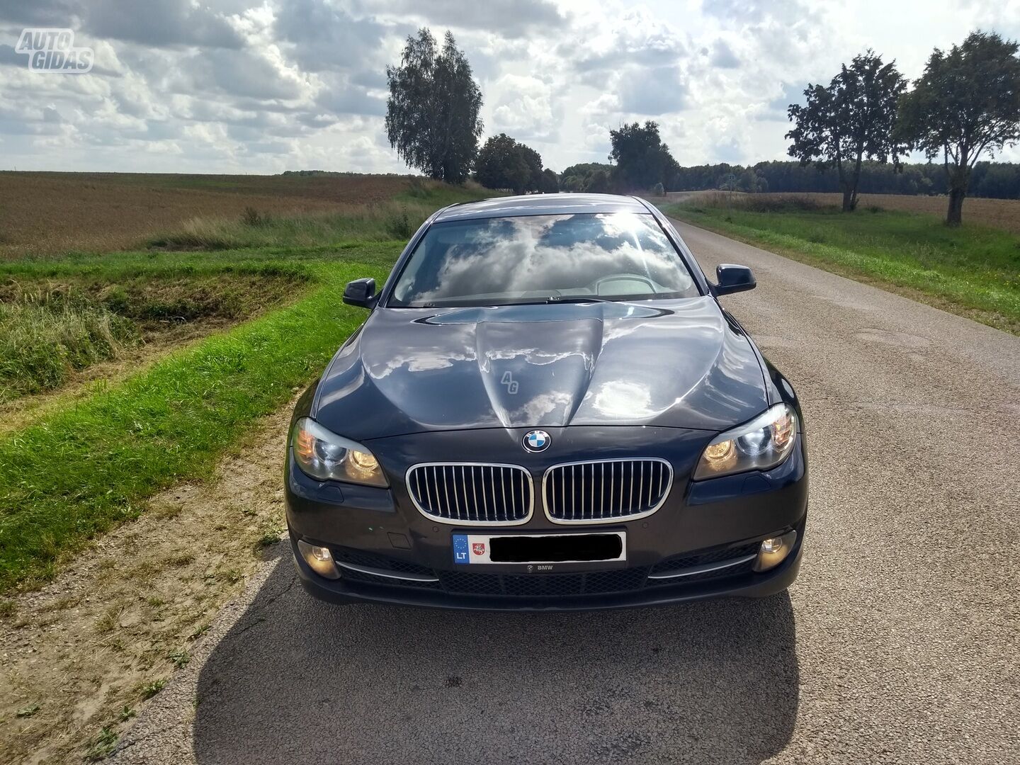 Bmw 520 2012 m Sedanas