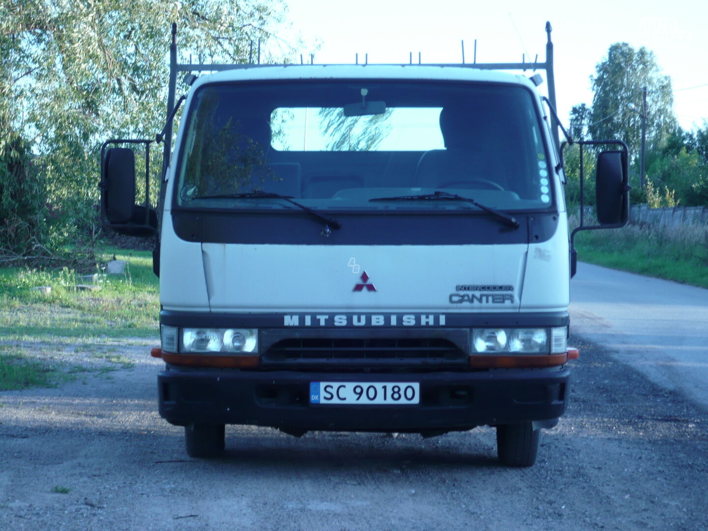 Mitsubishi Canter 2000 г Грузовой микроавтобус