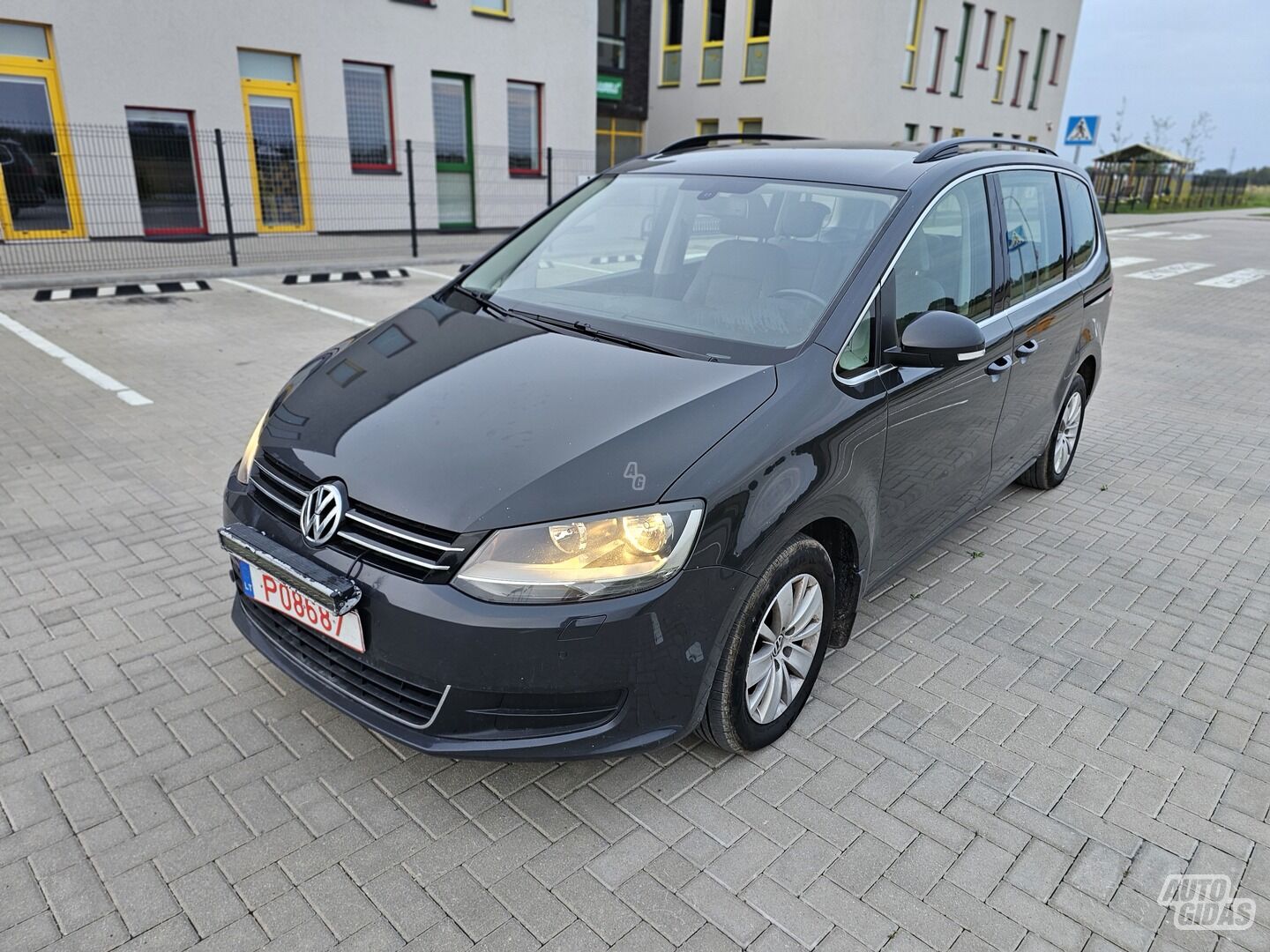 Volkswagen Sharan II TDI Comfortline DSG 2011 y