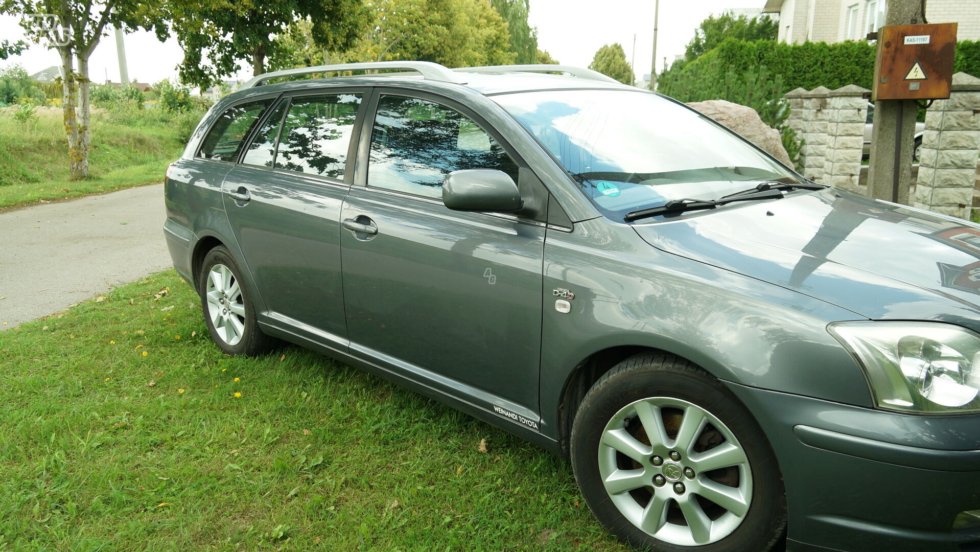 Toyota Avensis 2004 y Wagon