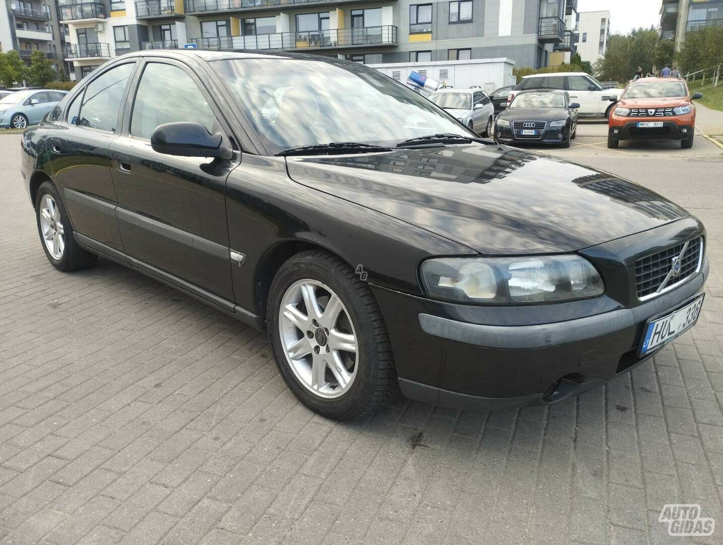 Volvo S60 2001 y Hatchback