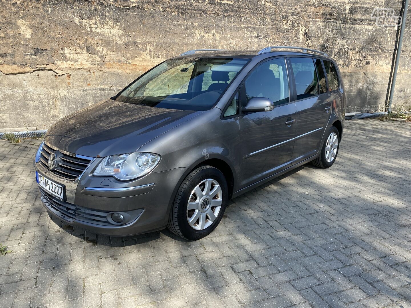 Volkswagen Touran TDI Highline DSG 2007 m