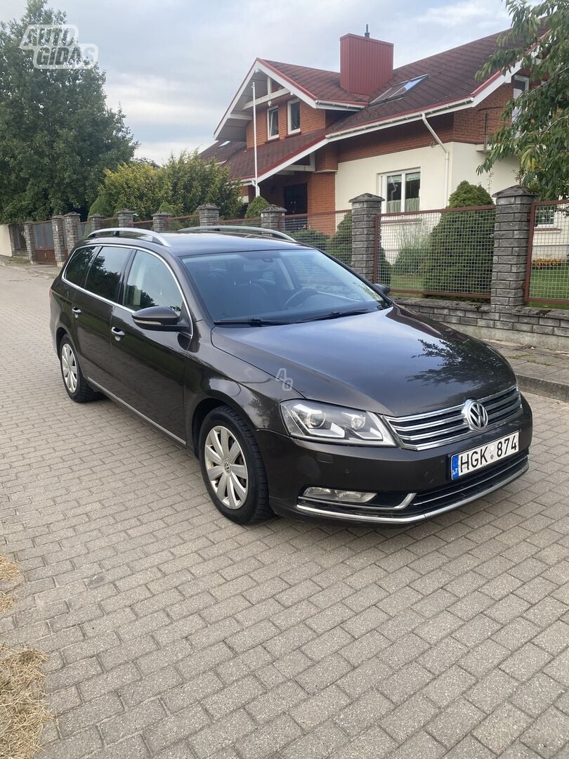 Volkswagen Passat B7 TDI Highline DSG 2012 y