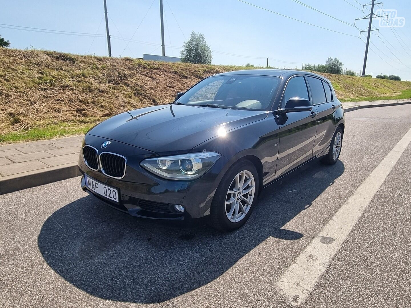 Bmw 118 F20 2012 г