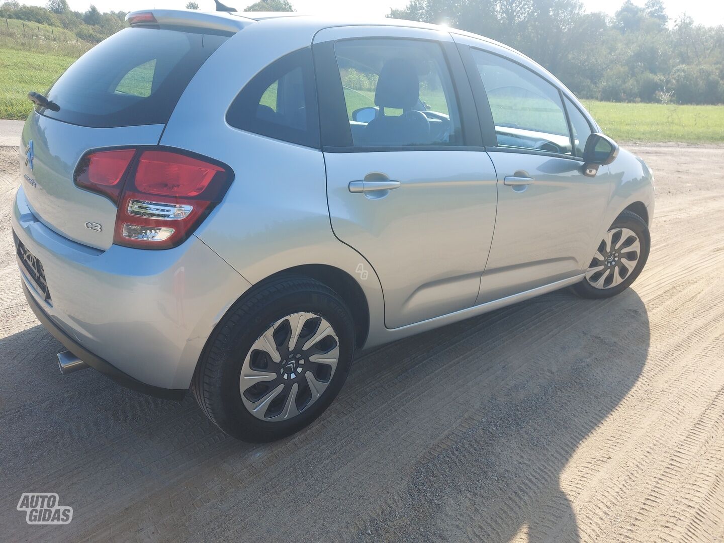 Citroen C3 2011 y Hatchback