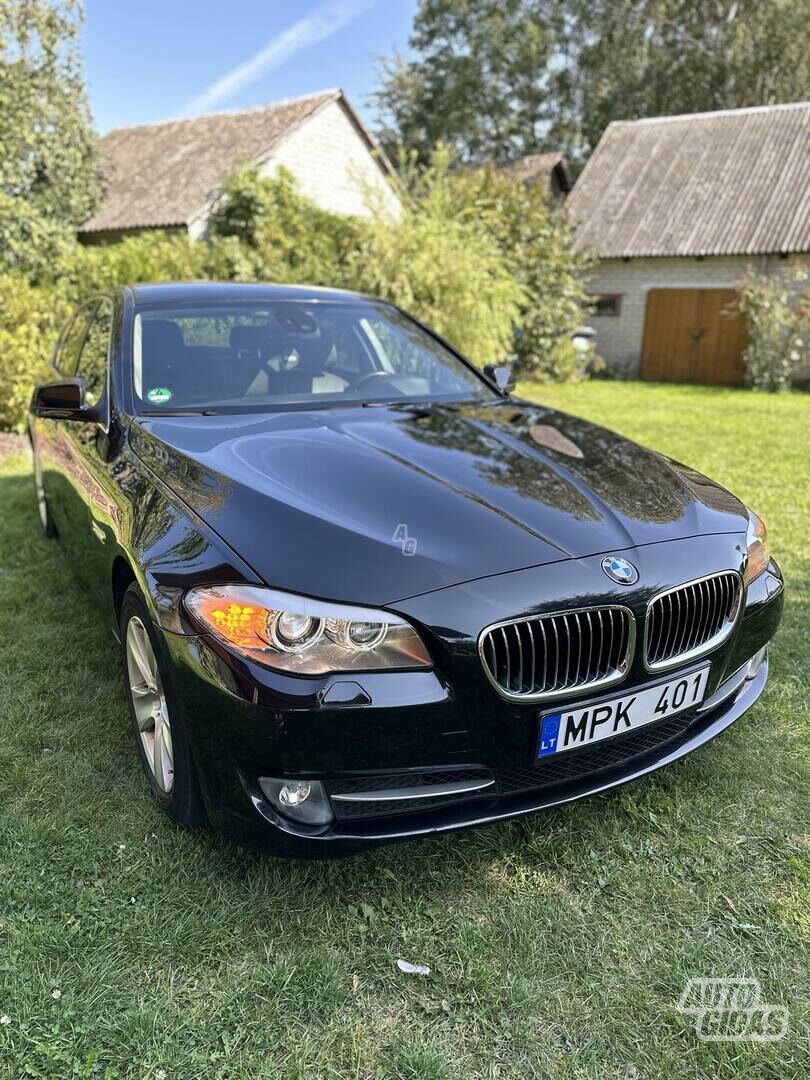 Bmw 520 2012 m Sedanas