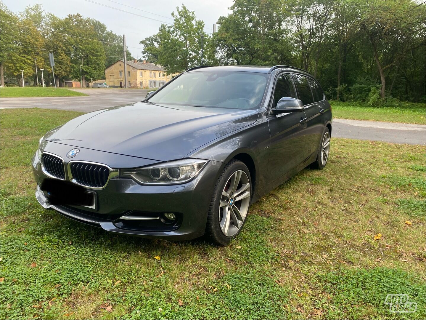 Bmw 330 F30 d Sport Line 2013 y