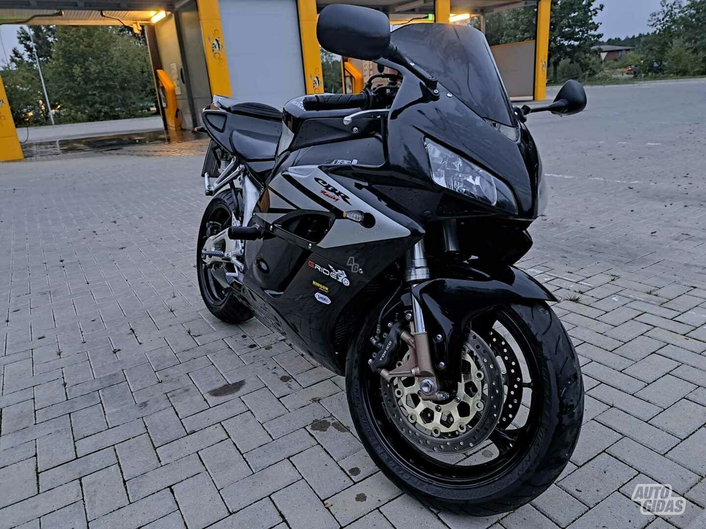 Honda CBR1000RR 2005 y Sport / Superbike motorcycle