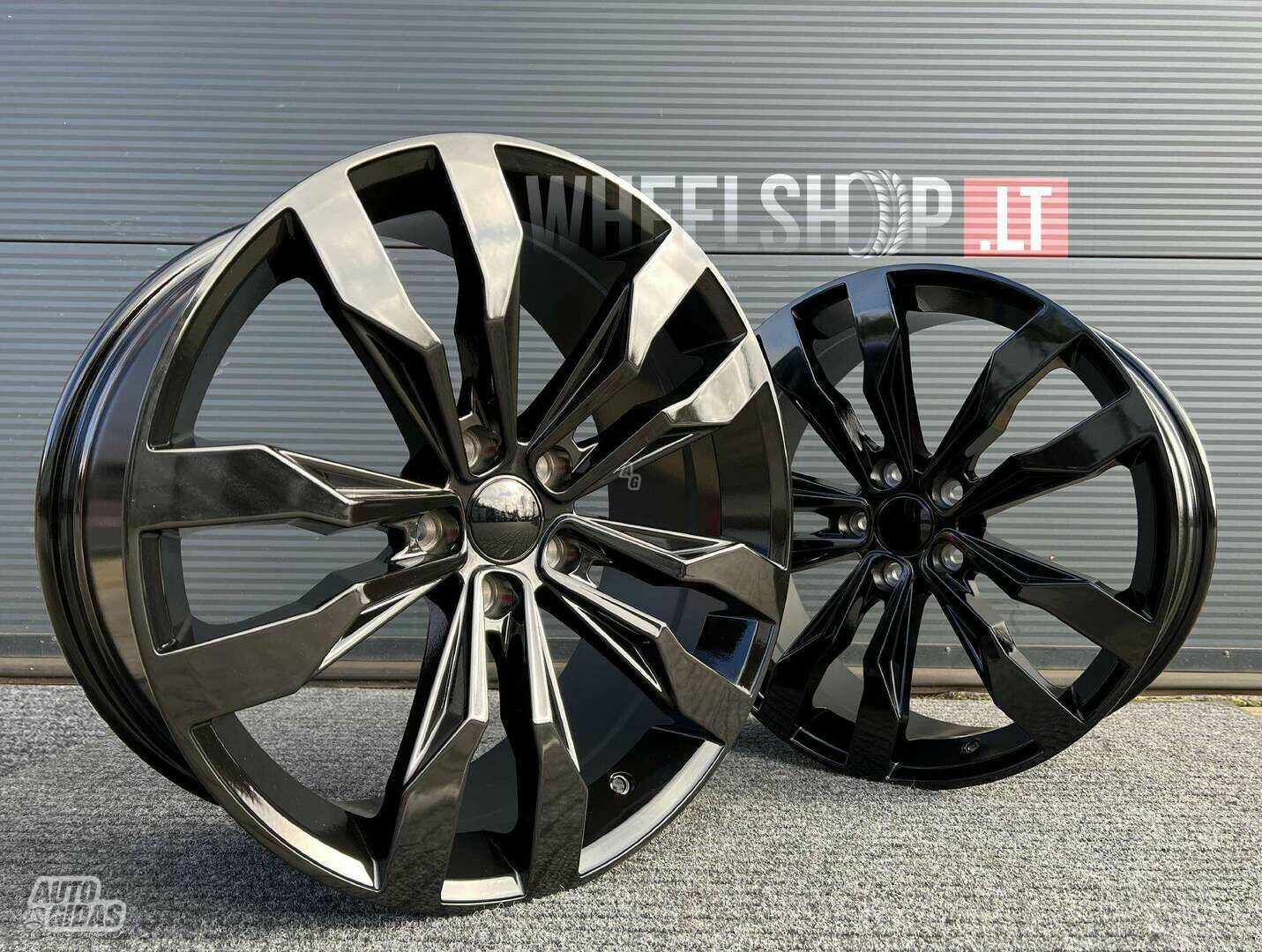 Volkswagen Suzuka EU-B5333 Style Touareg light alloy R20 rims