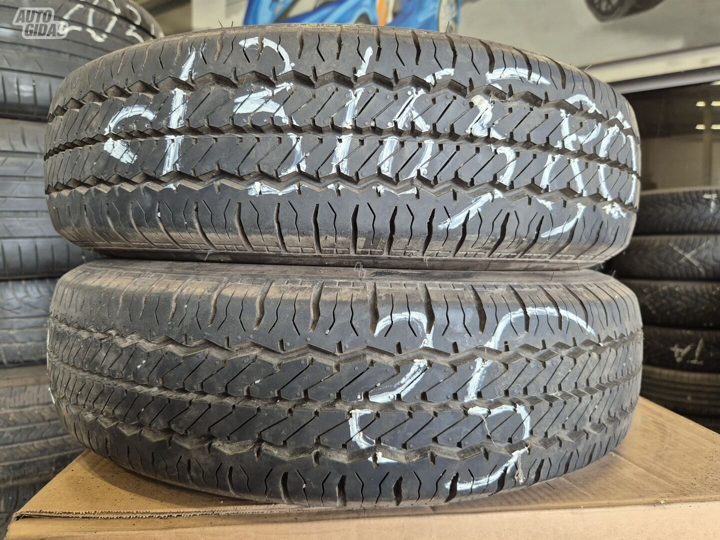 R13C summer tyres minivans