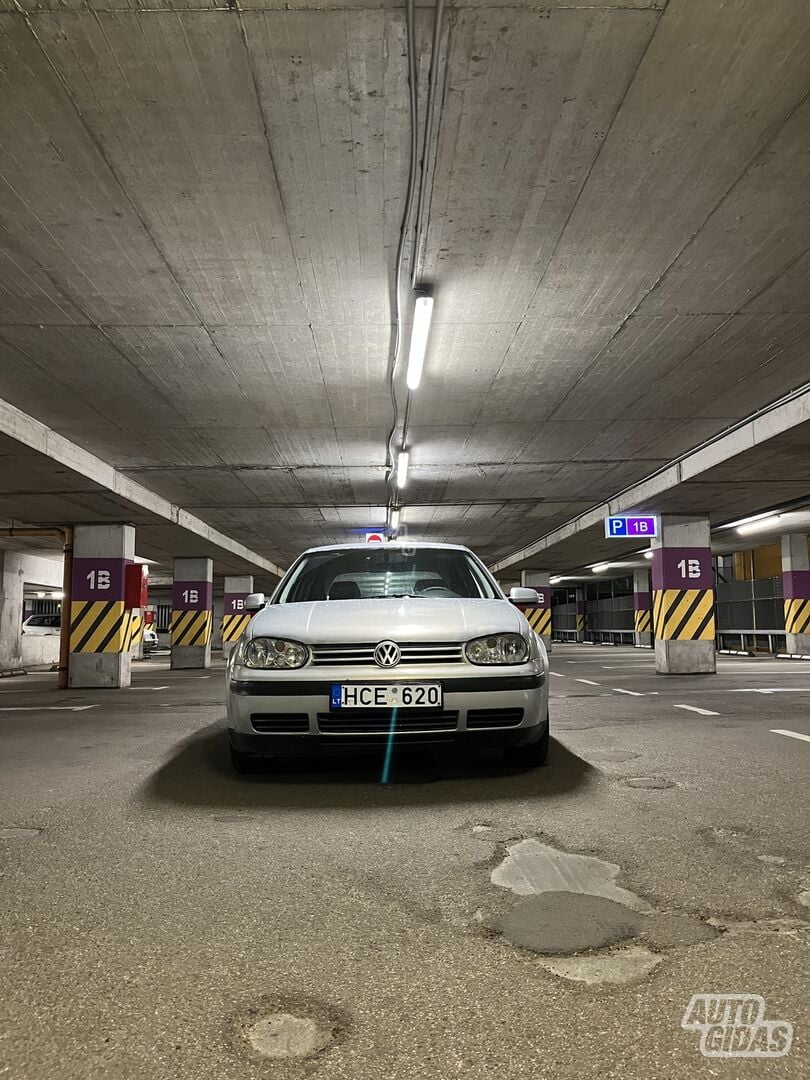 Volkswagen Golf IV 1999 г