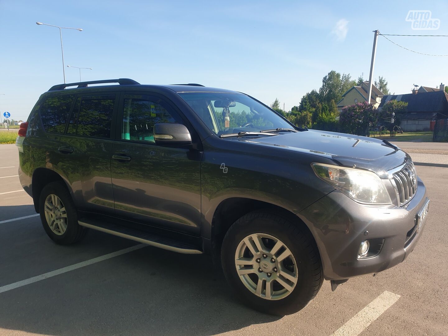 Toyota Land Cruiser 2010 m Visureigis