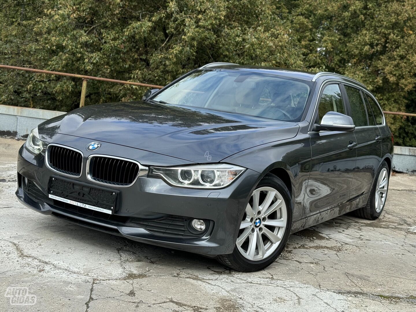 Bmw 320 F30 d Eff.Dynamics Sport 2013 y