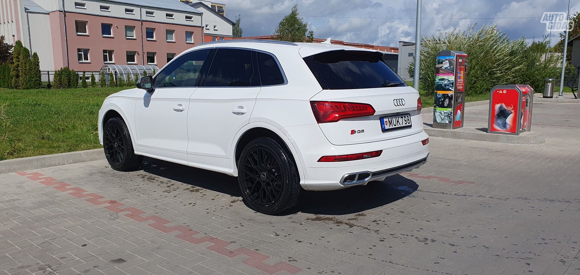 Audi SQ5 2018 m Visureigis / Krosoveris