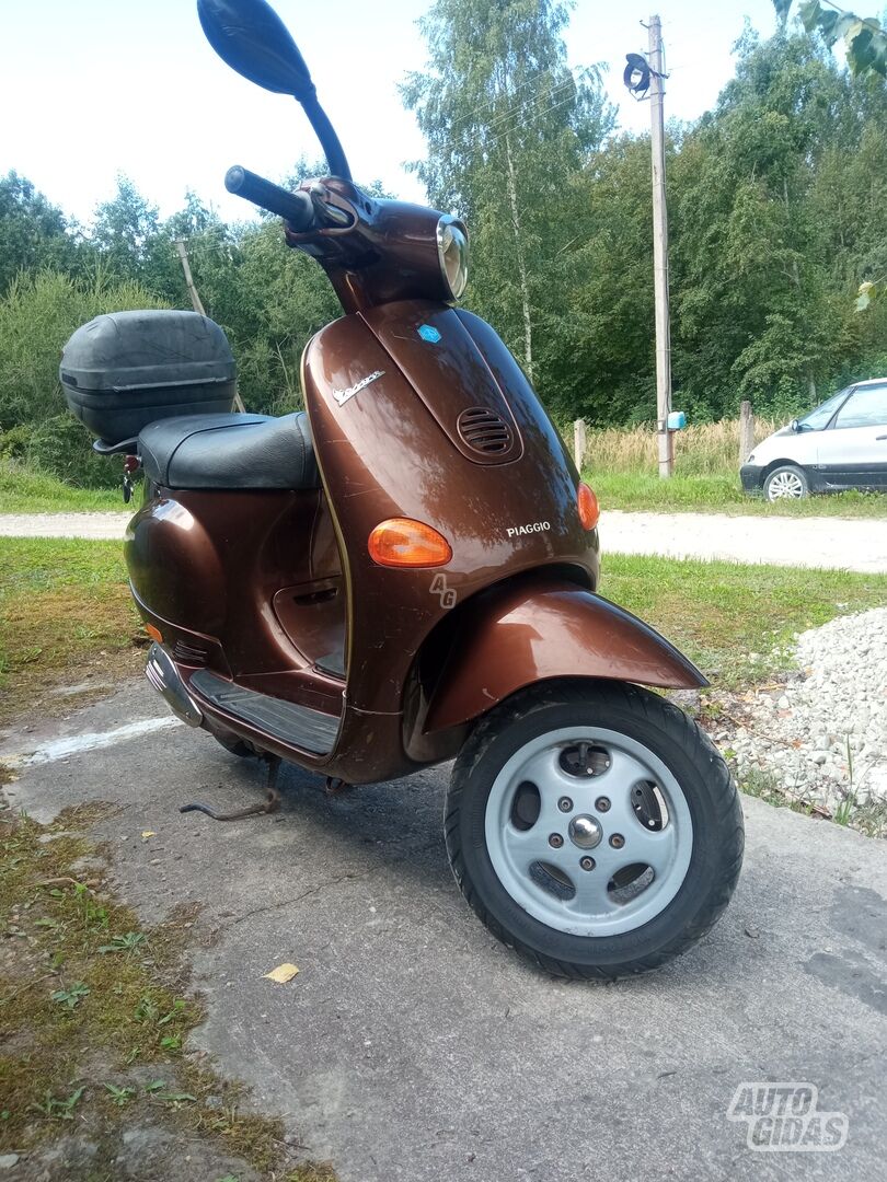 Piaggio Vespa 2003 m Motoroleris / Mopedas