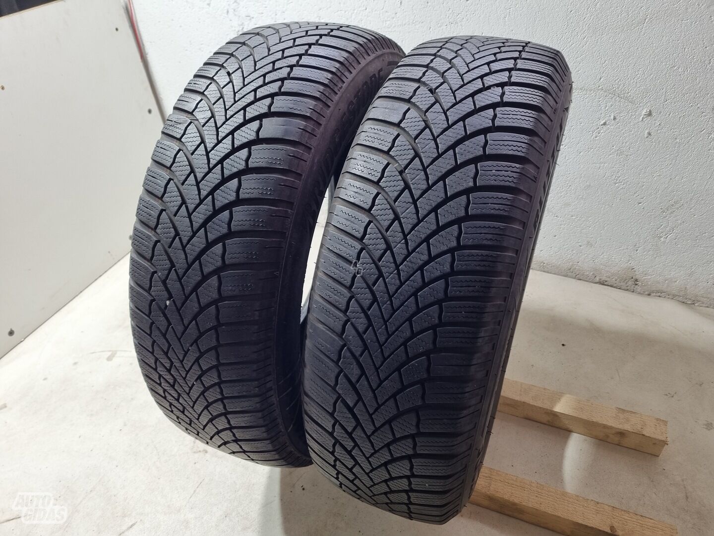 Bridgestone 6-7mm, 2019m R17 winter tyres passanger car