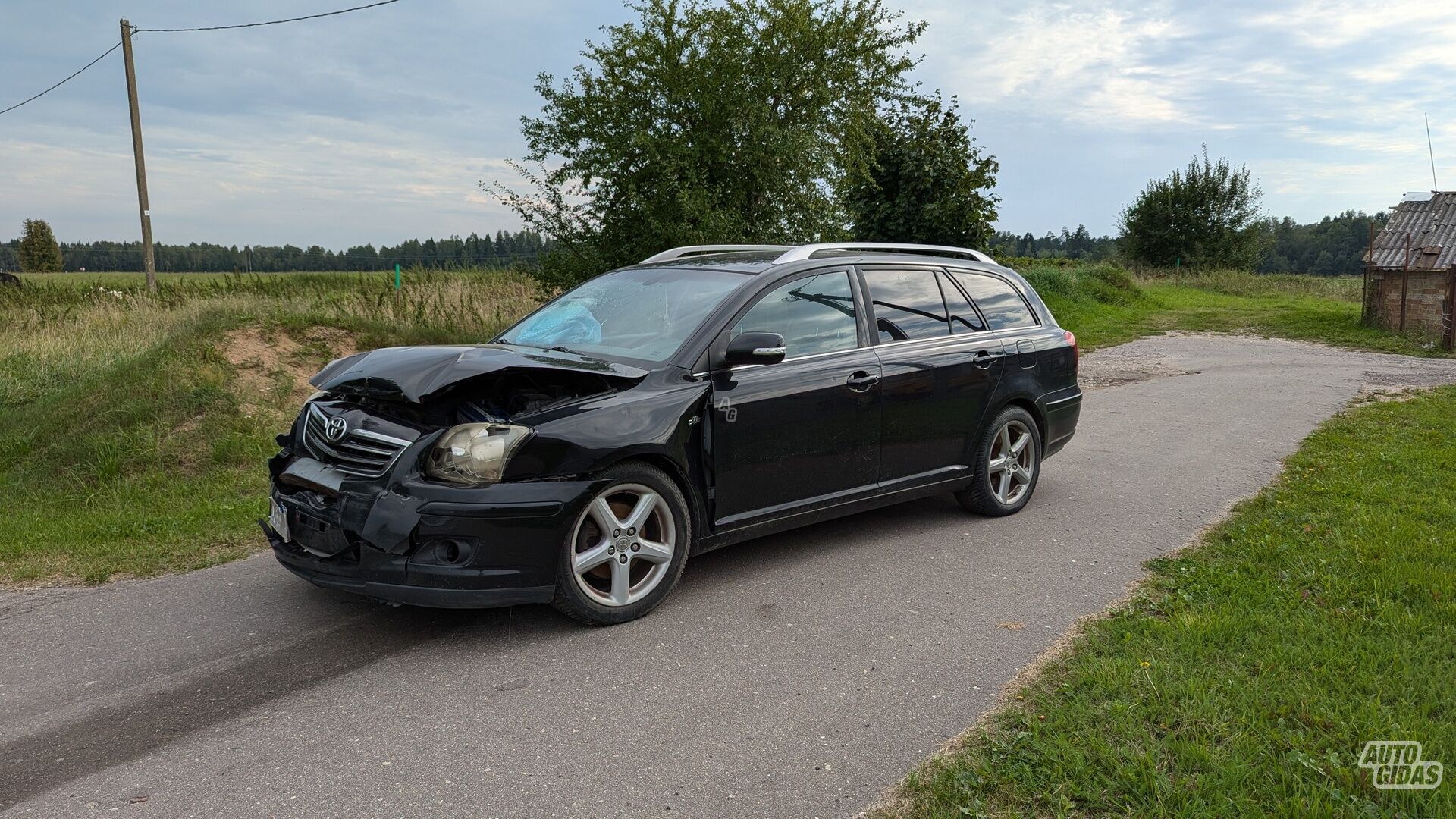 Toyota Avensis 2007 m dalys