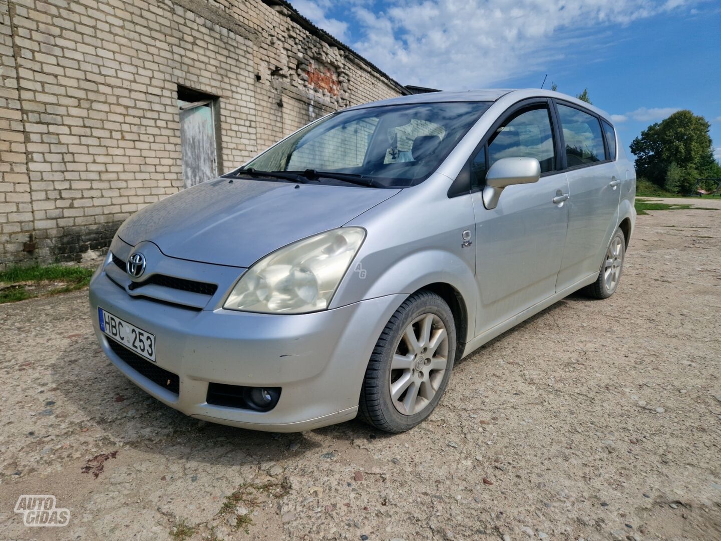 Toyota Corolla Verso 2005 г запчясти