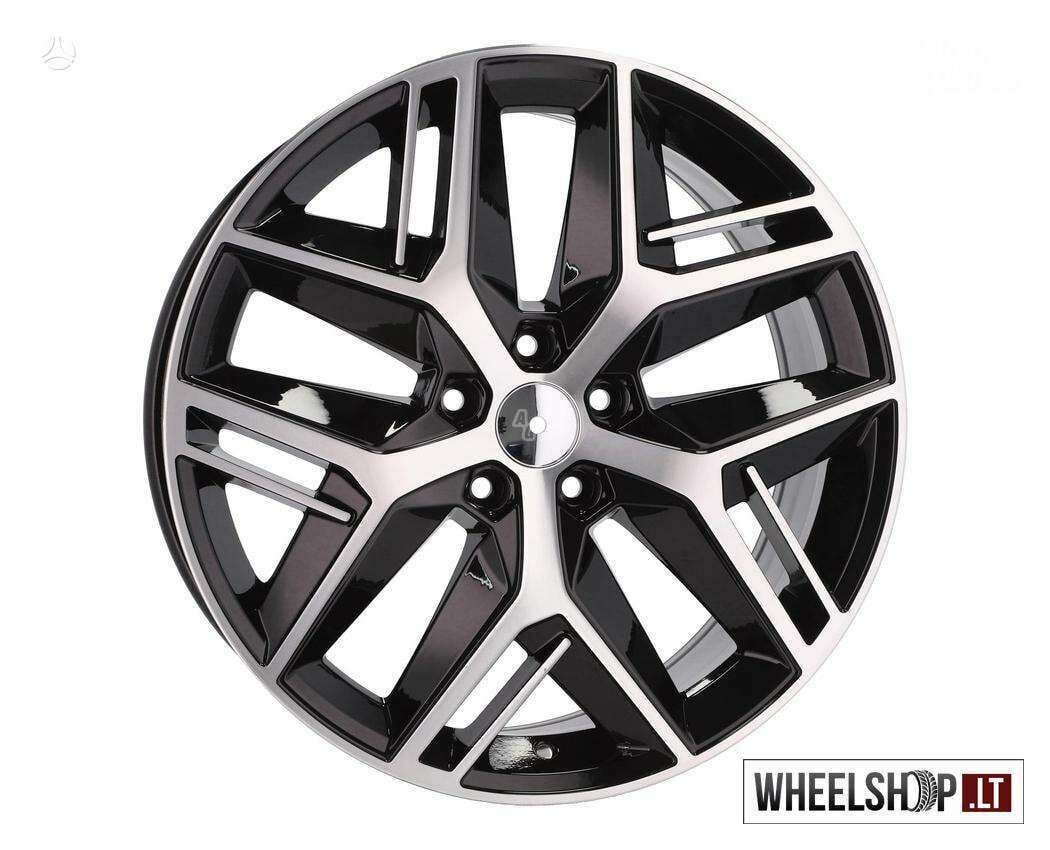 Seat EU-B1109 Style MB light alloy R19 rims