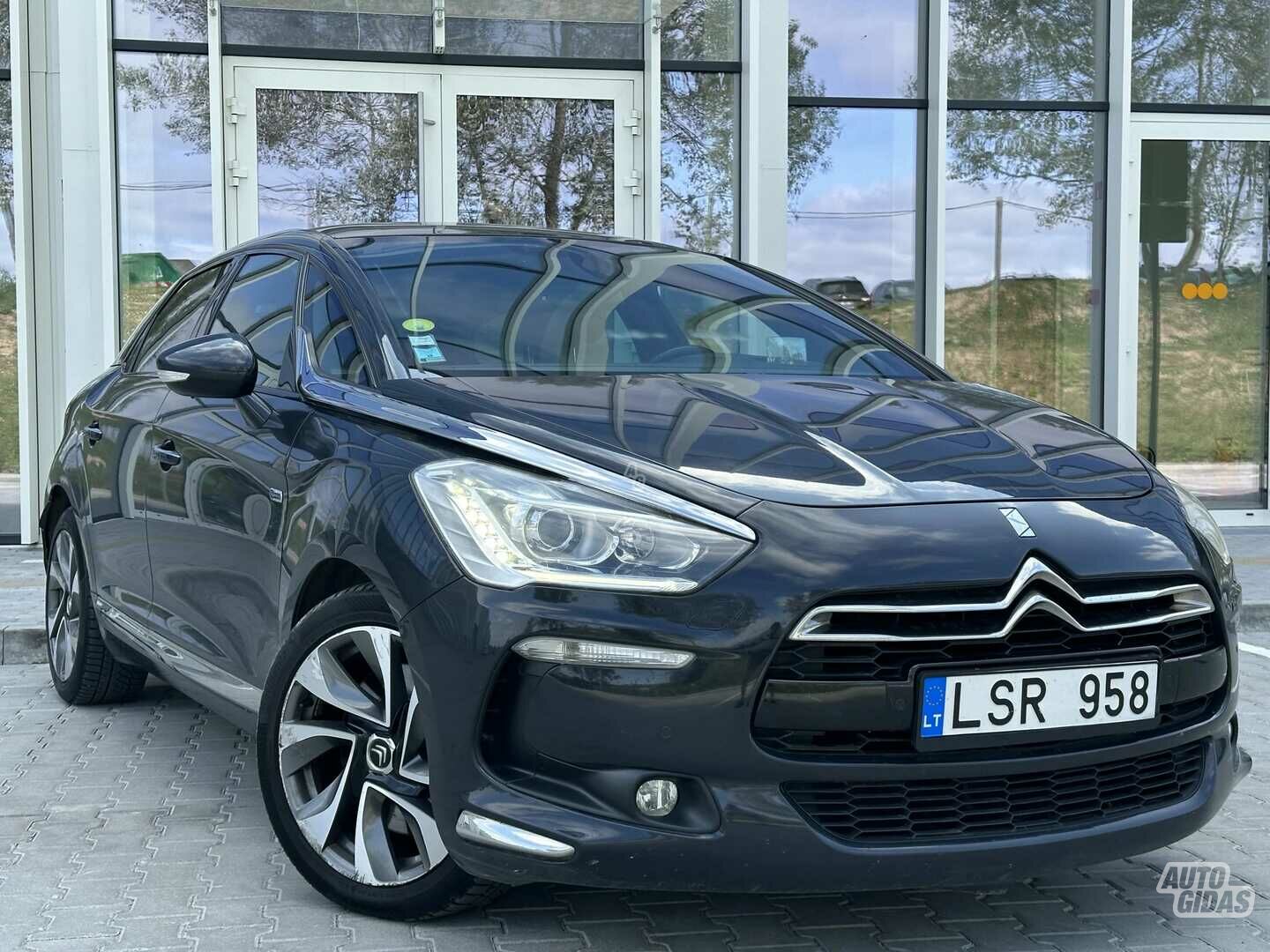 Citroen DS5 2015 г Хэтчбек