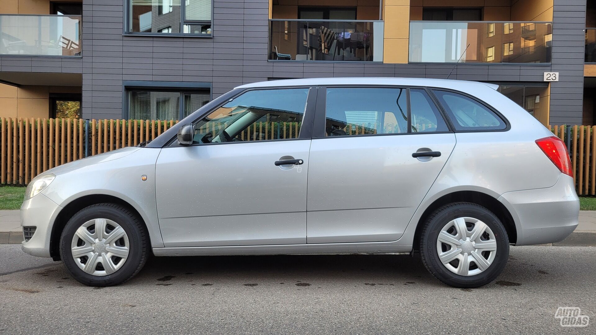 Skoda Fabia II 1.2 TSI (86 AG) 2011 m