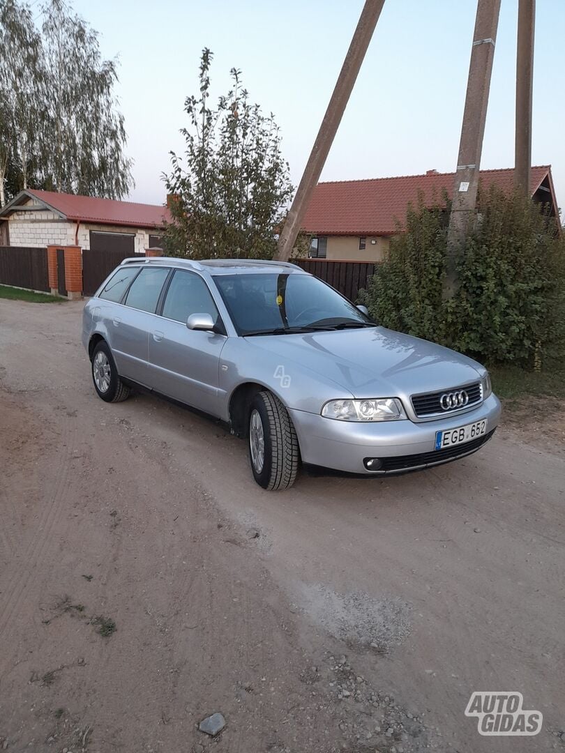 Audi A4 1999 г Универсал