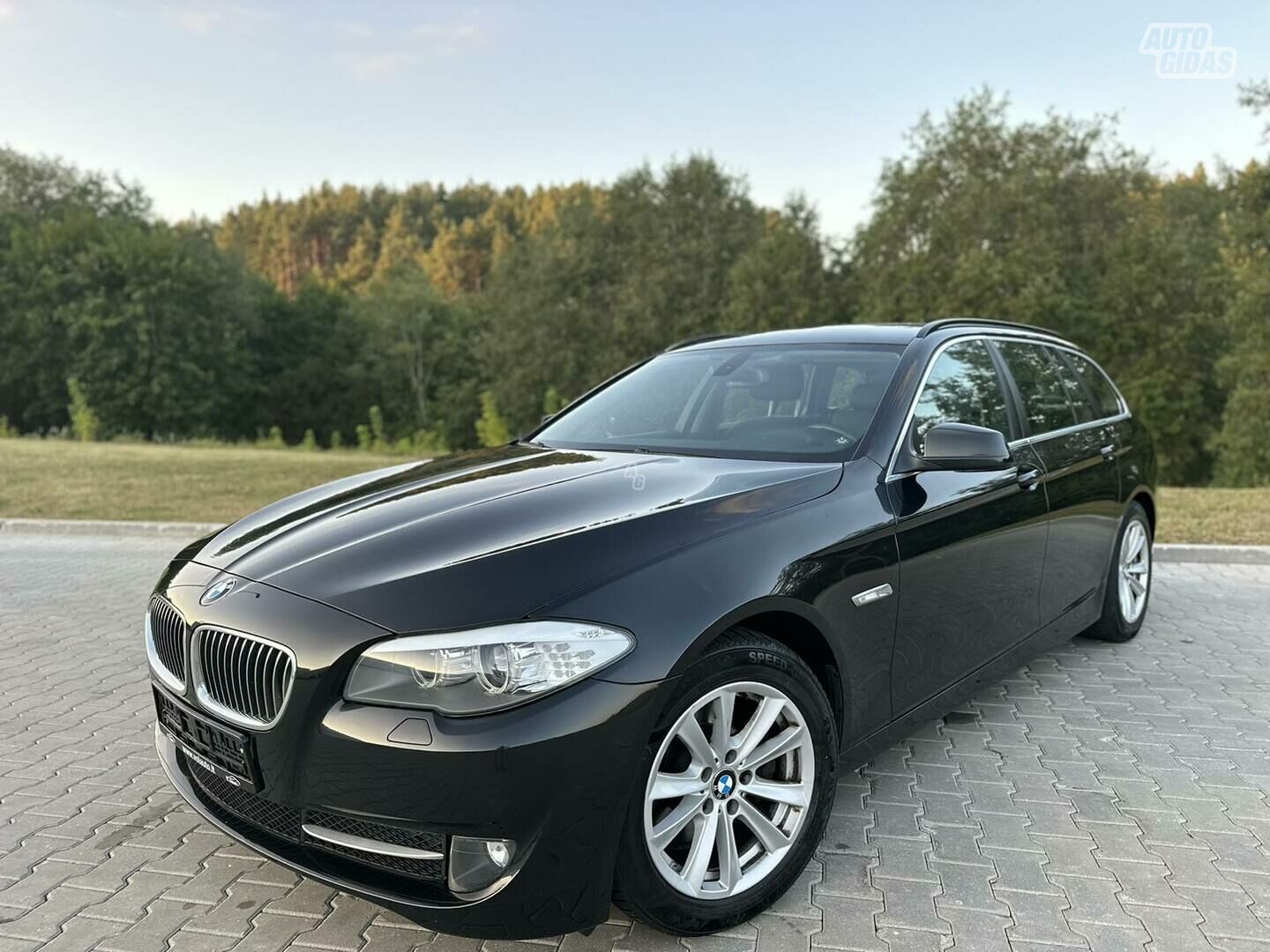 Bmw 520 F10 d Touring 2011 m