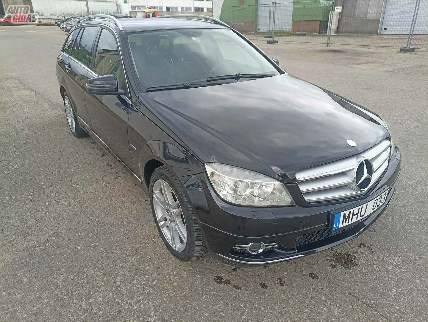 Mercedes-Benz C 200 CDI Elegance 2010 m