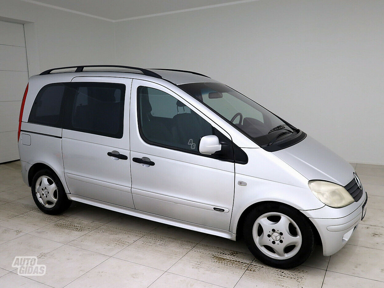 Mercedes-Benz Vaneo 2002 y Hatchback