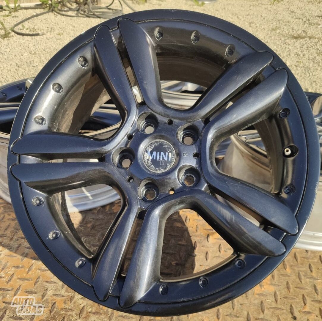 Light alloy R18 rims