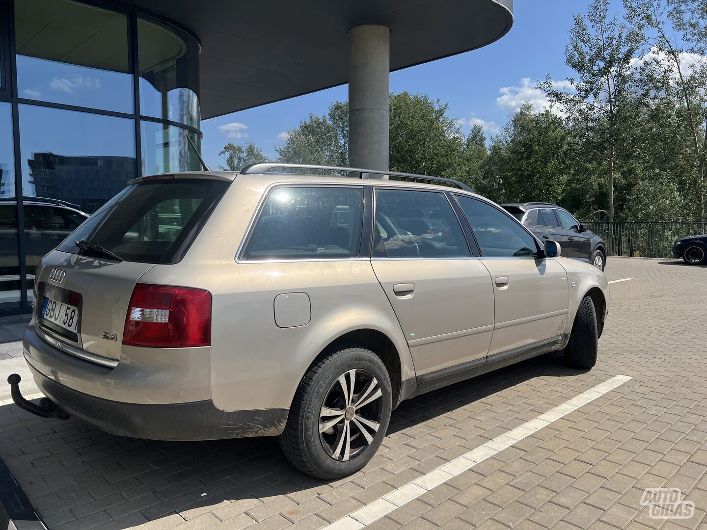 Audi A6 C5 1998 y