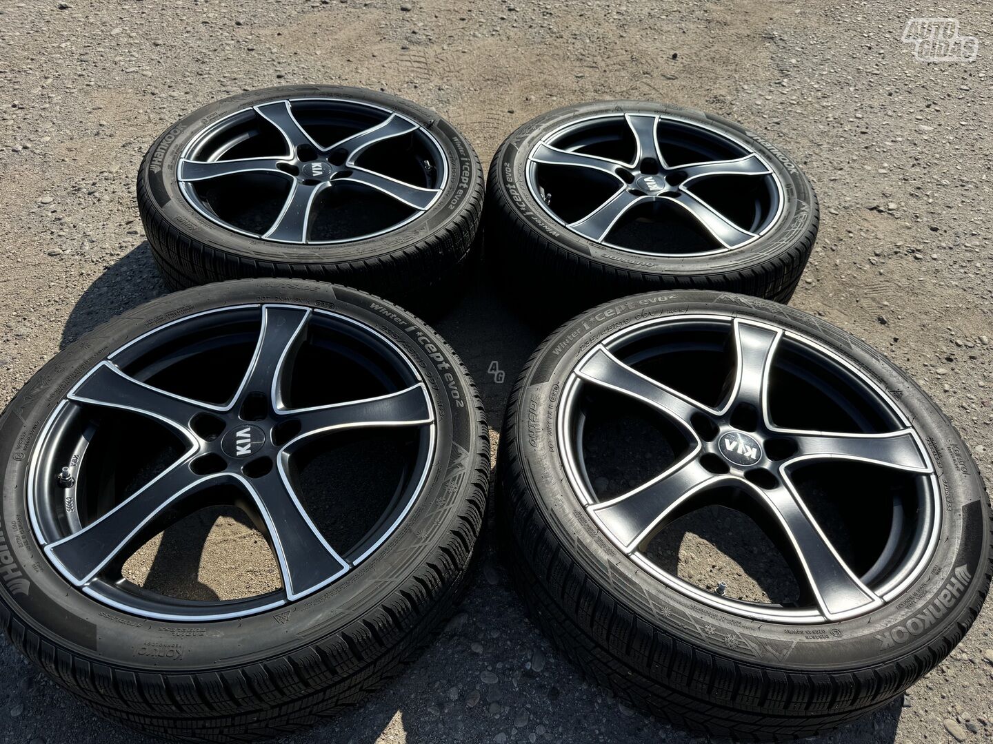 KIA Siunciam, 7,5J ET50 light alloy R19 rims