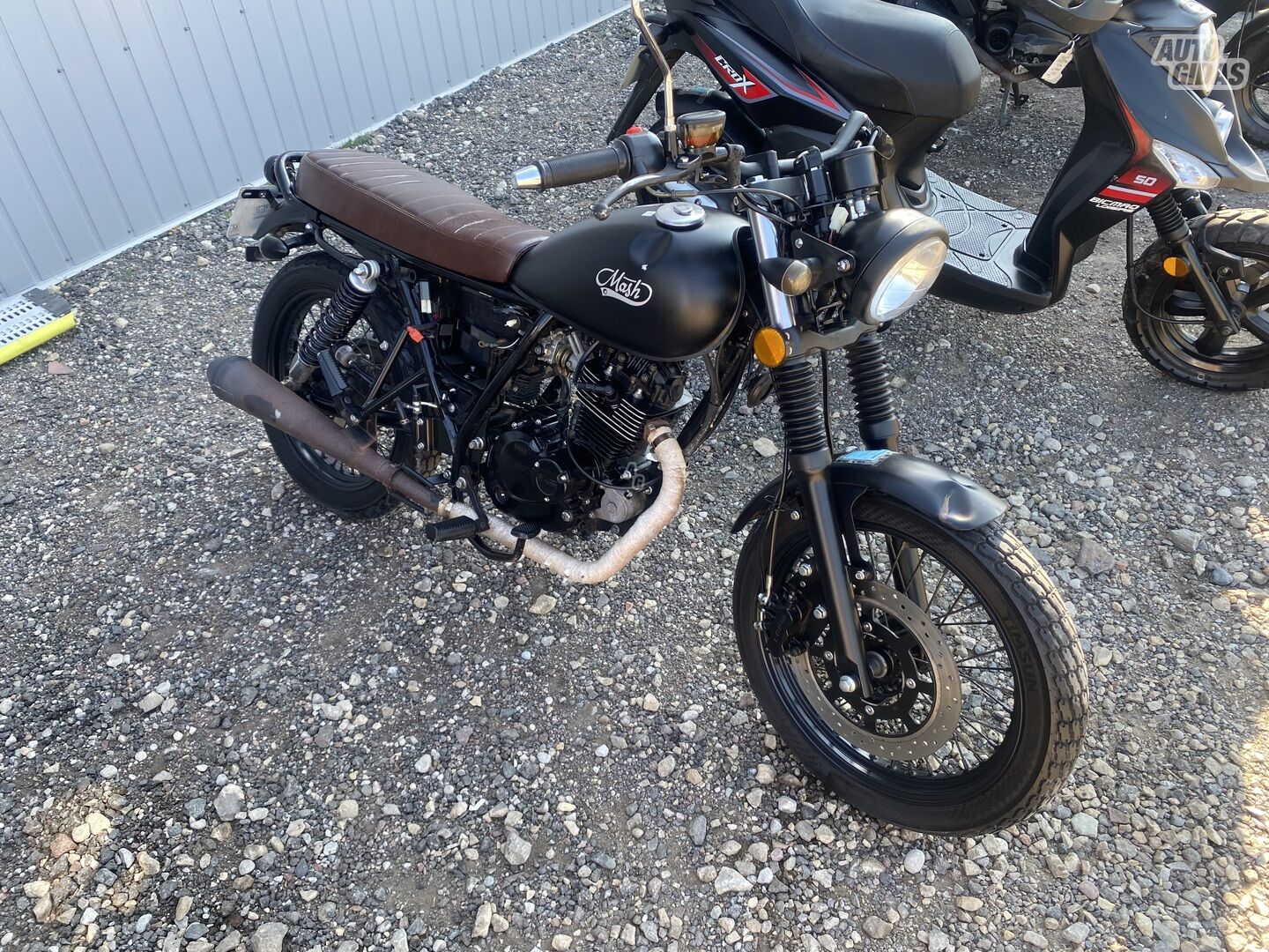 Mash Scrambler 125 2019 y Classical / Streetbike motorcycle