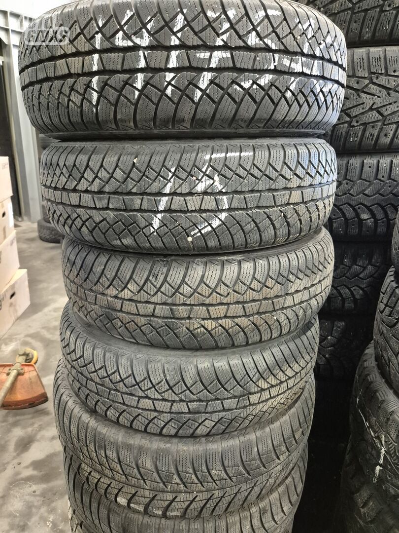 R14 universal tyres passanger car