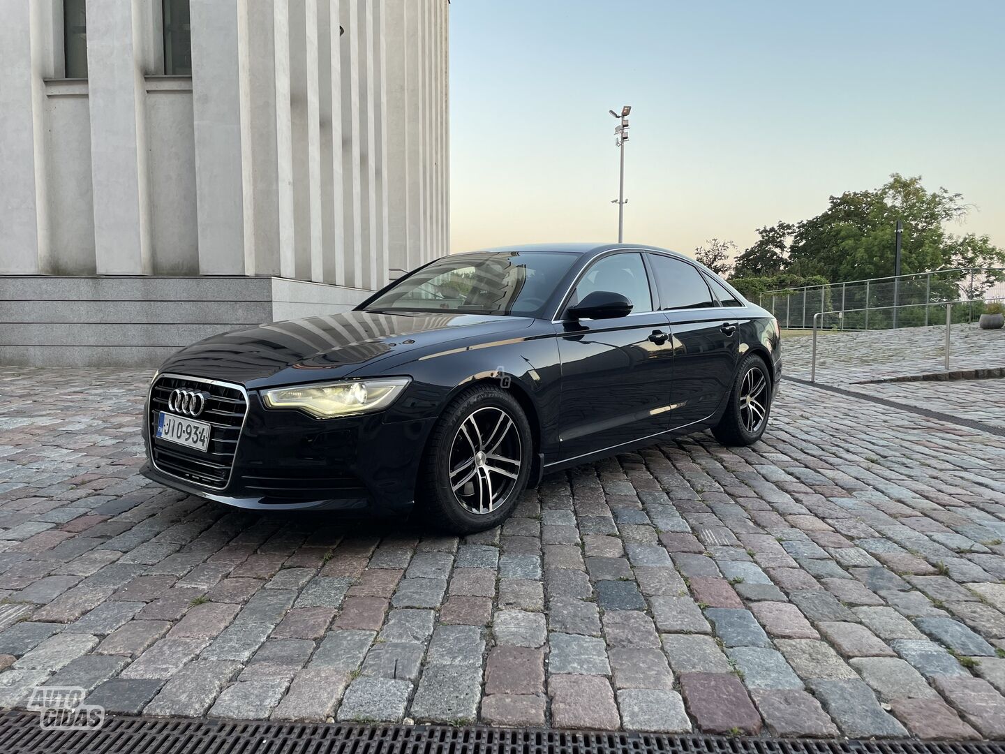 Audi A6 C7 2013 y