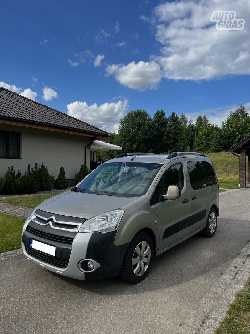 Citroen Berlingo II HDi Equilibre Navi X 2009 г