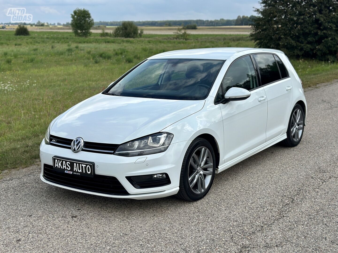 Volkswagen Golf 2015 y Hatchback