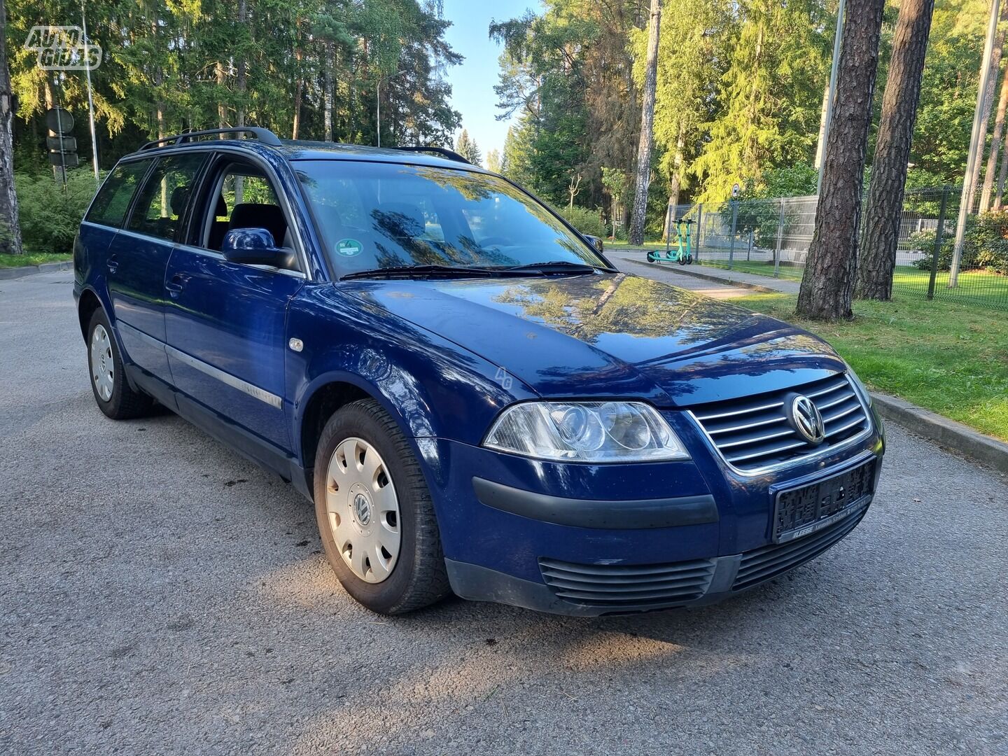 Volkswagen Passat Basis 2001 m