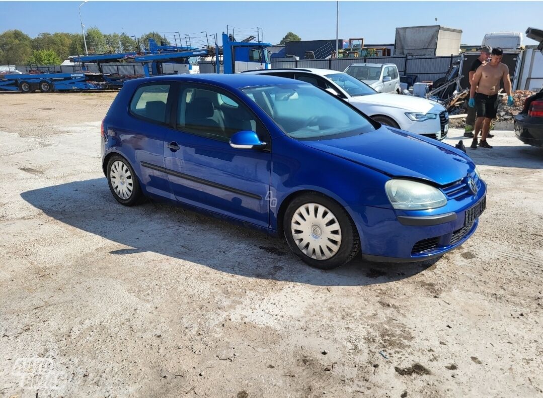 Volkswagen Golf 2003 m dalys