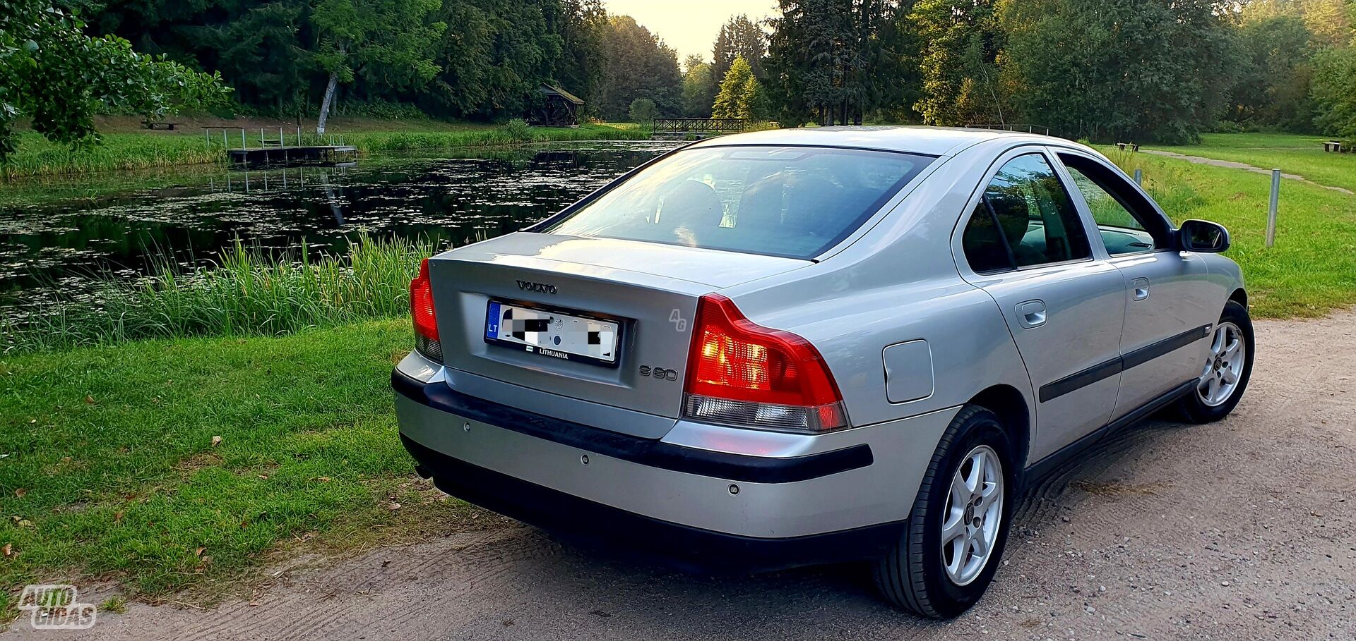 Volvo S60 2001 г Седан