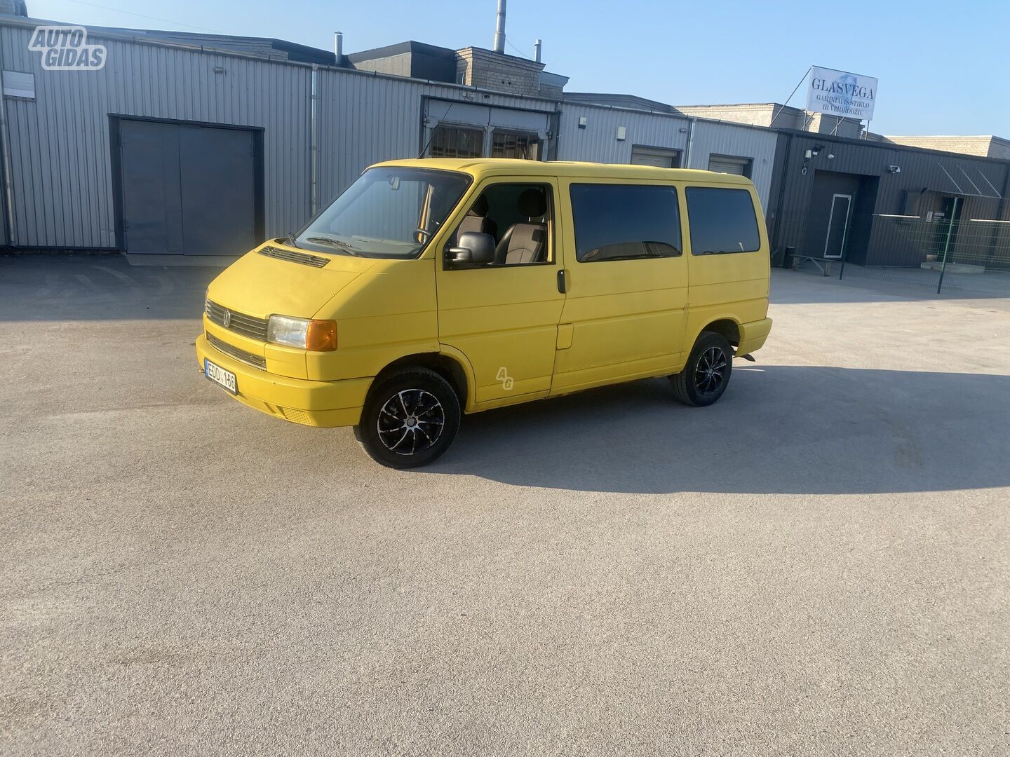 Volkswagen Caravelle 1994 г Микроавтобус