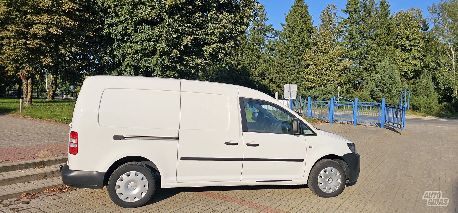 Volkswagen Caddy Maxi 2013 y Van