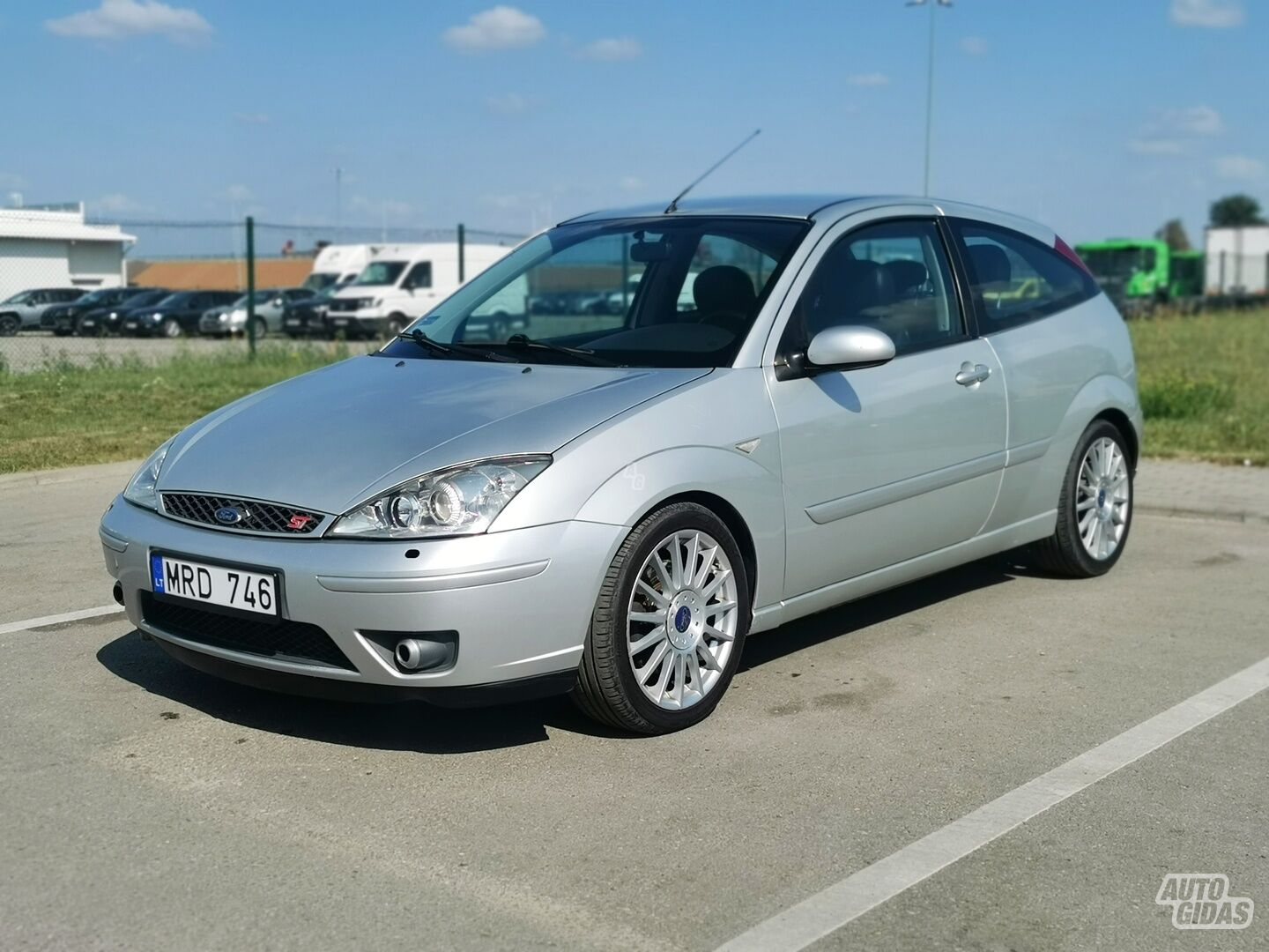 Ford Focus 2003 г Хэтчбек